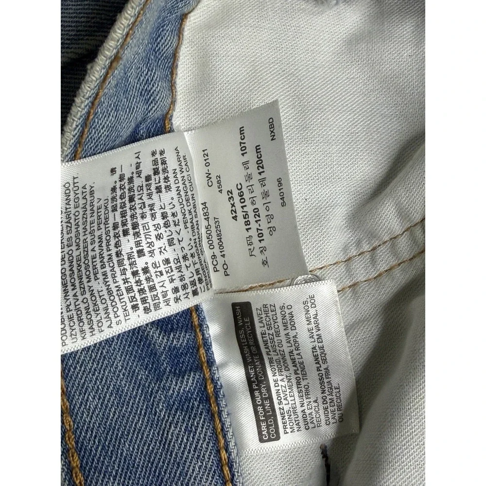 Vintage Levi's 505 Mens 42x32 Jeans Regular Fit Straight Leg Mid-Rise Cowboy Y2K